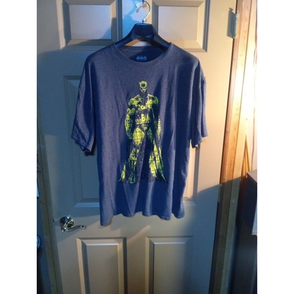 Men's Batman Grey T-Shirt Size 2X DC Comics Graphic Tee